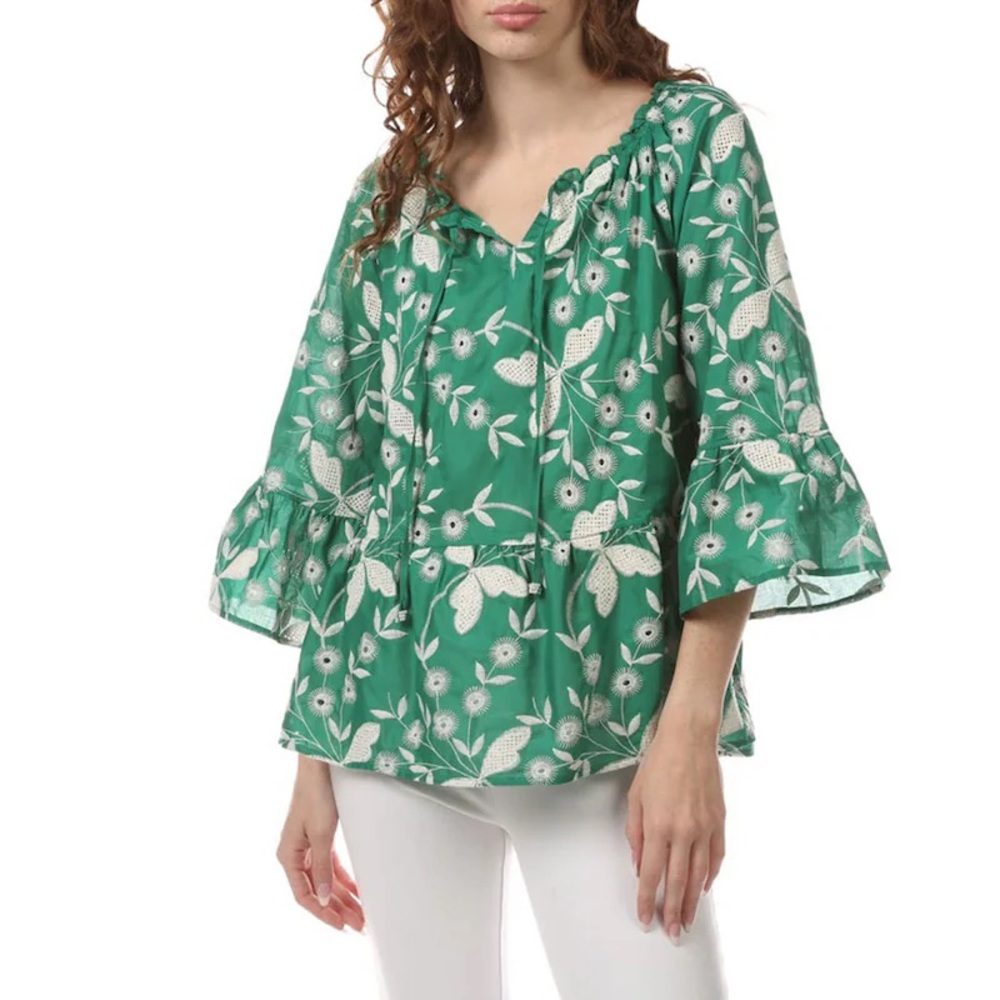 NWT Gorgeous John Mark top emerald green w/ embroidered detailing.Size M